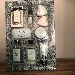 Midnight Path Moisturizing Body Set